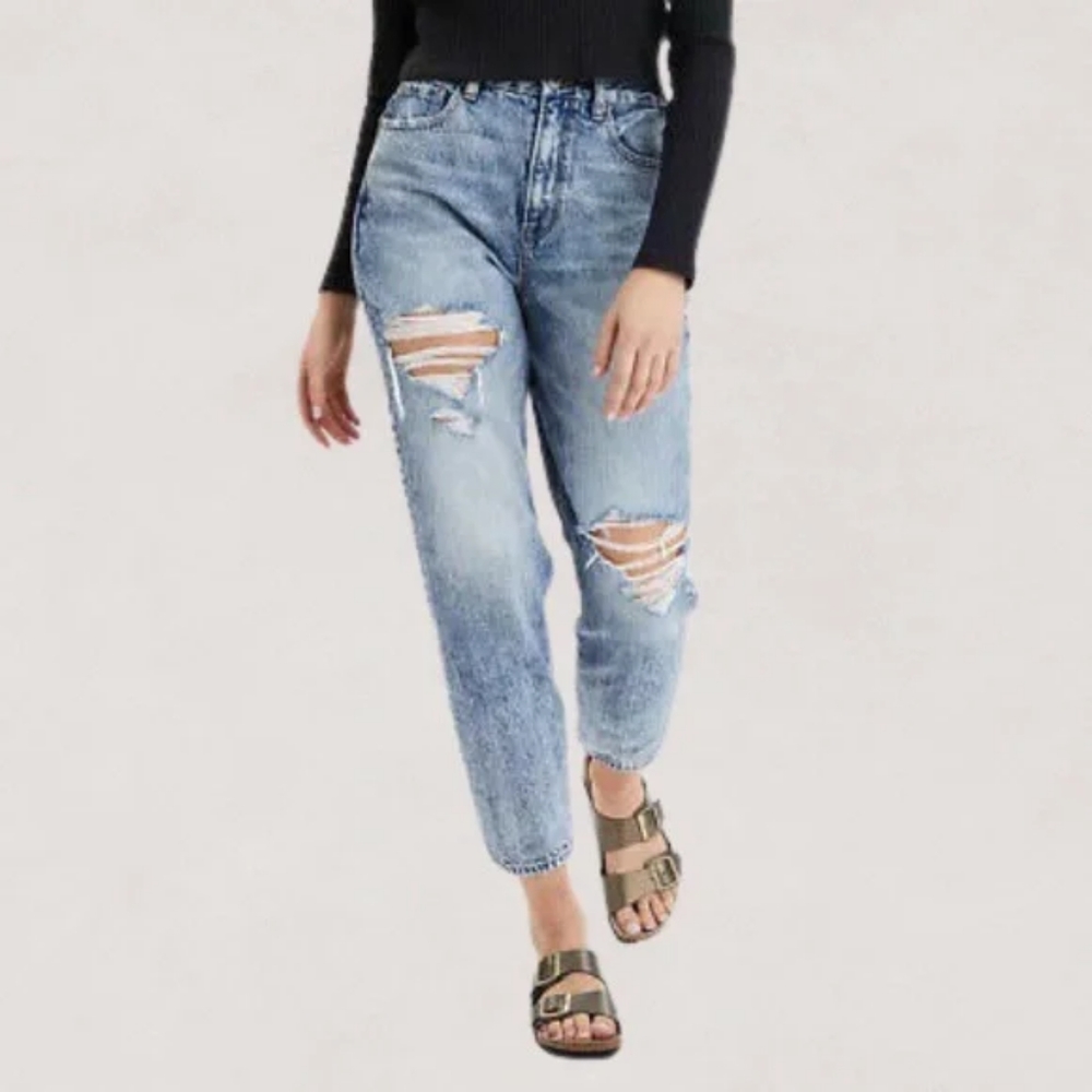 American Eagle Curvy Mom Jean High Waist Distressed Tapered Leg Acid Jeans 2R